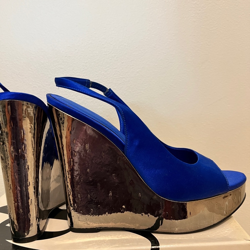 Nine West Royal Blue Slingback Wedges